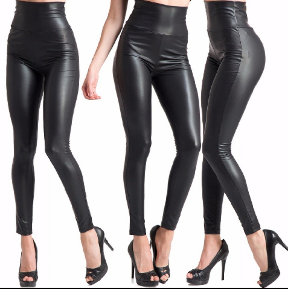LAST PAIR⭐HIGH WAISTED FAUX LEATHER LEGGINGS - Picture 2 of 3